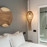 Lemon Santorini Aparthotel 4*
