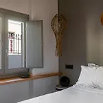 Lemon Santorini Aparthotel Fira (Santorini)