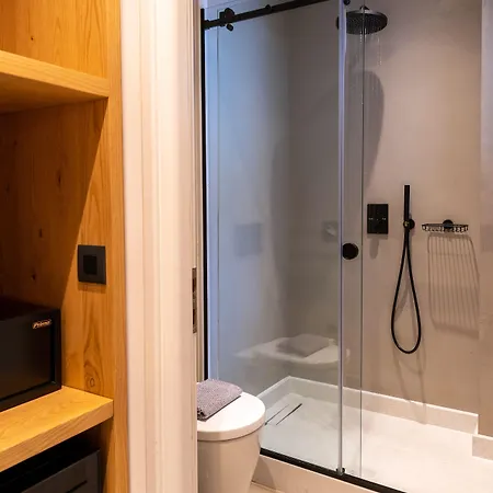 Lemon Santorini Fira (Santorini)