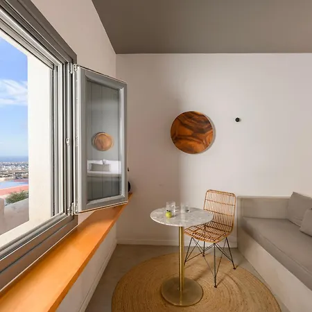 Lemon Santorini Lägenhetshotell