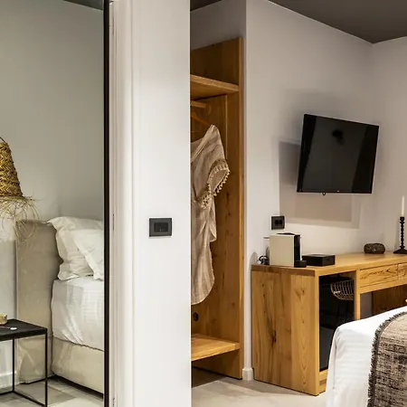 Lemon Santorini Fira (Santorini)