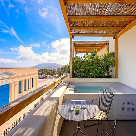 Lemon Santorini 4*