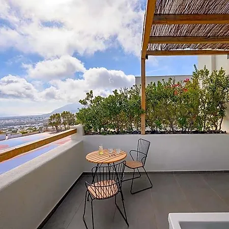 Lemon Santorini Aparthotel