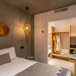 Lemon Santorini 公寓式酒店 4*