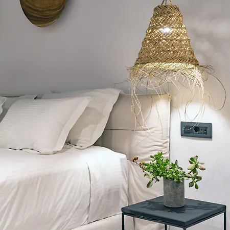 Lemon Santorini Ξενοδοχείο με διαμερίσματα Φηρά