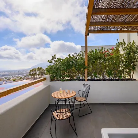 Ξενοδοχείο με διαμερίσματα Lemon Santorini 4*